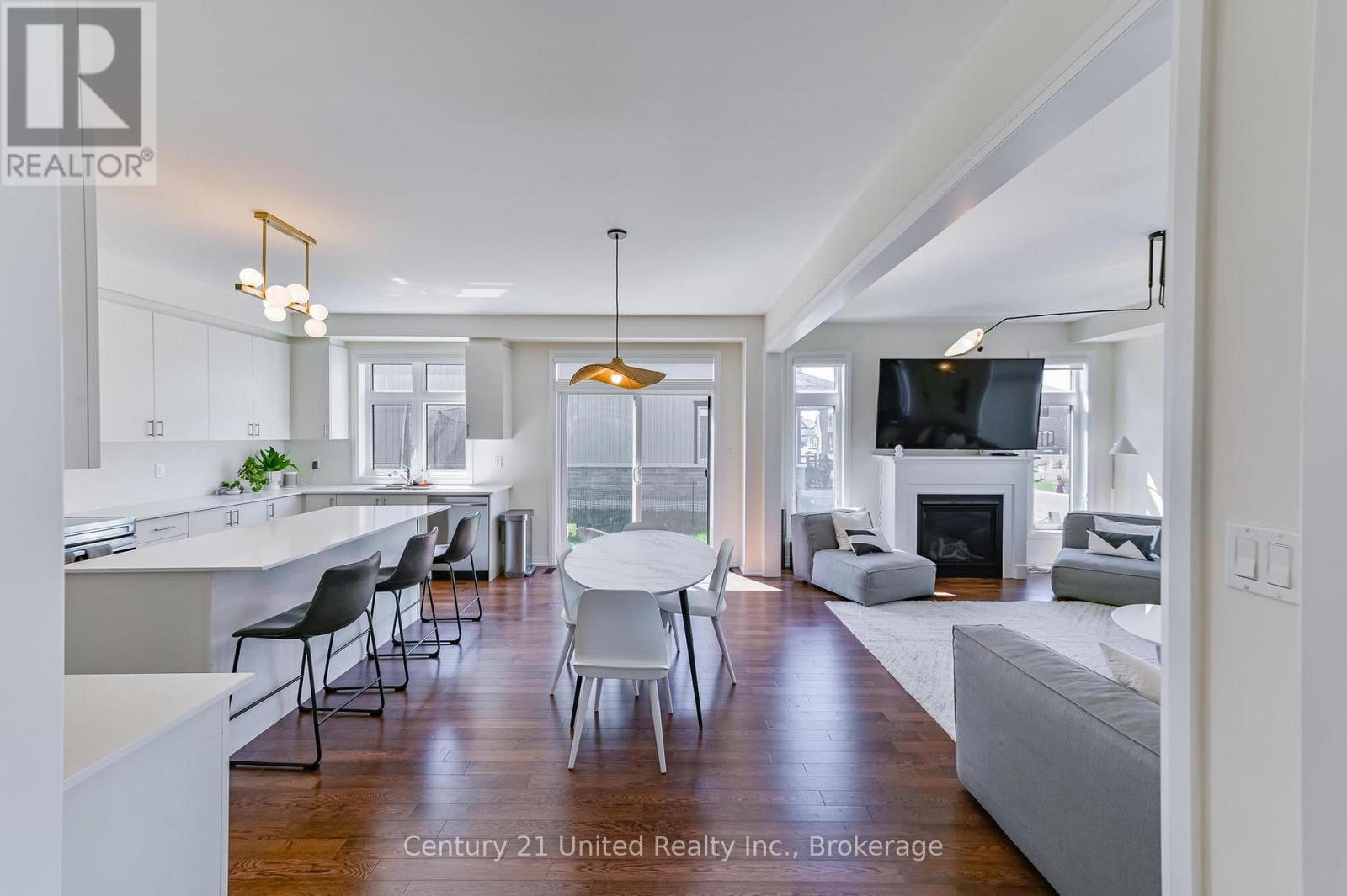 217 FLAVELLE WAY - 8