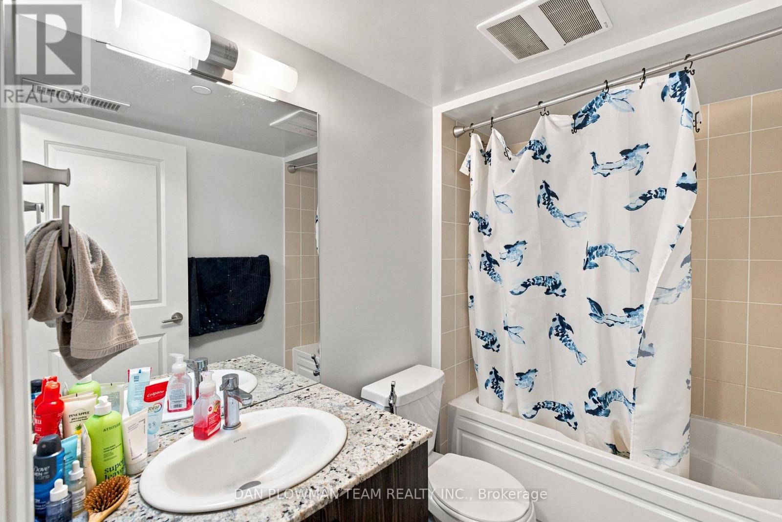 #227 20 MEADOWGLEN PLACE - Image 15