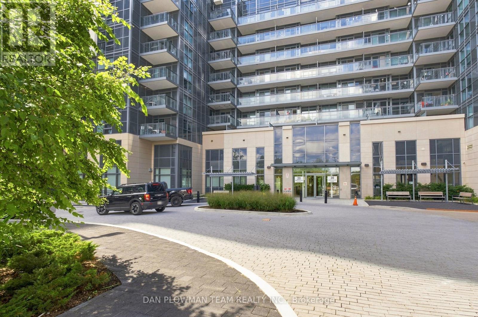 #227 20 MEADOWGLEN PLACE - 2