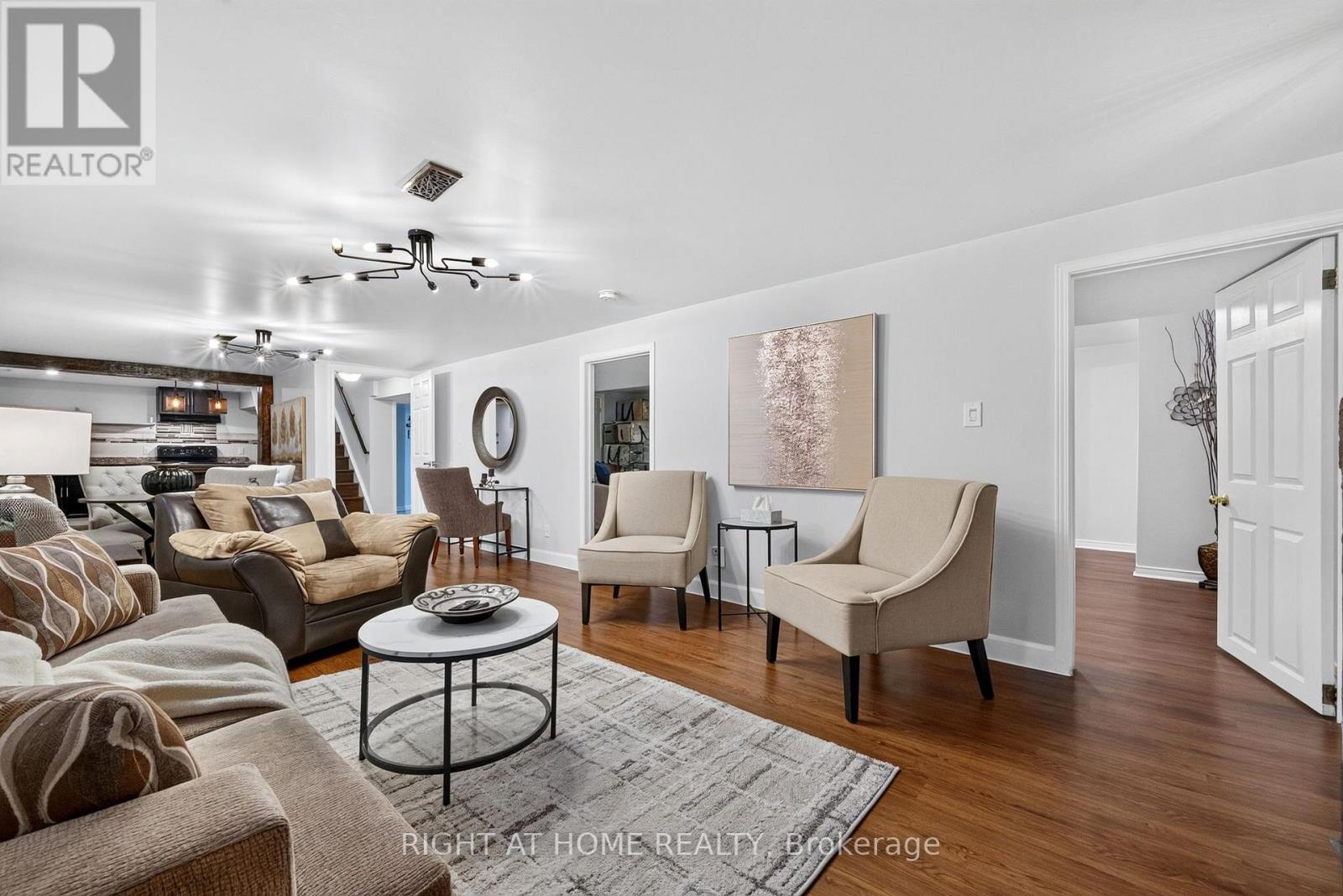 937 CHEVROLET STREET - Image 31
