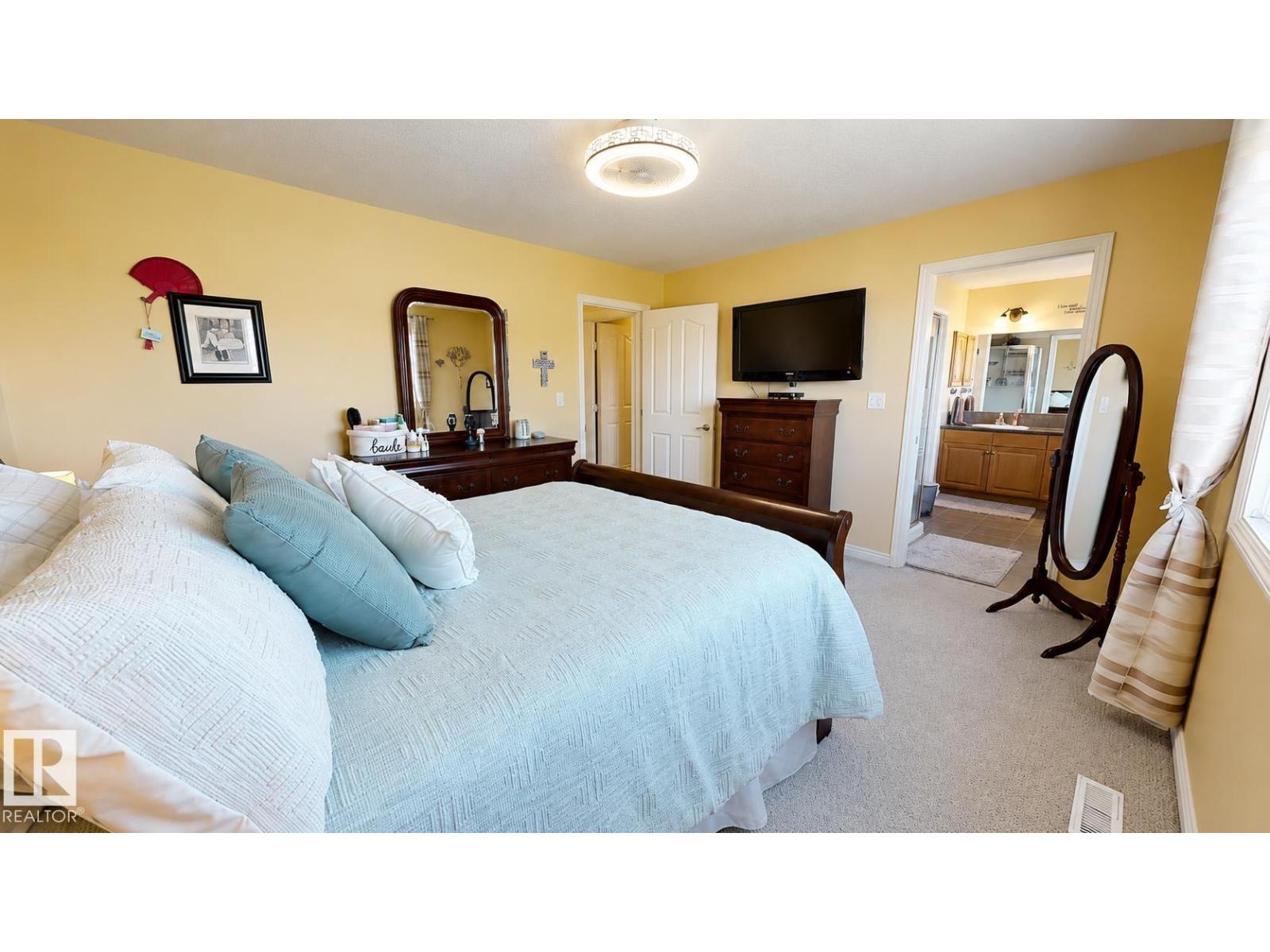 14528 141 ST NW - 12