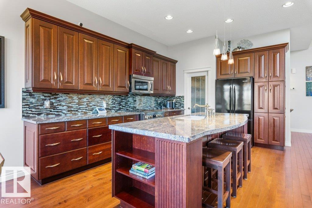 12 OAKHILL PL - 16