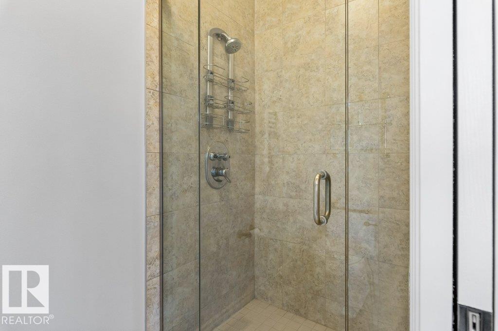 12 OAKHILL PL - 27