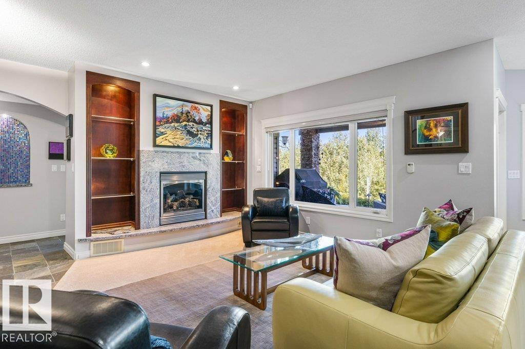 12 OAKHILL PL - 35