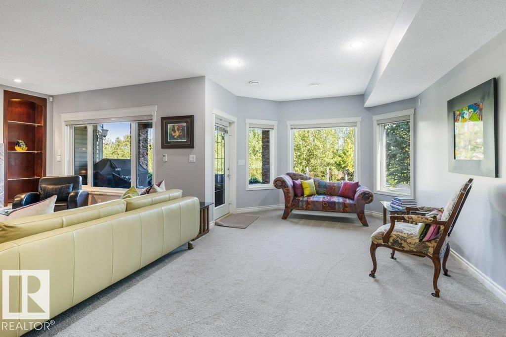 12 OAKHILL PL - 38