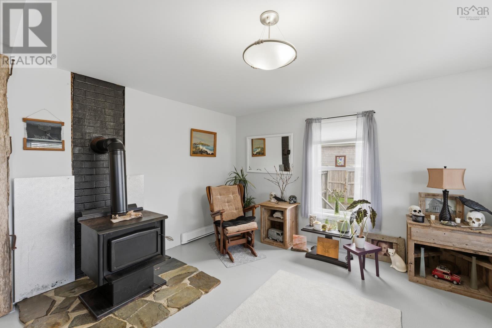 Property 28 of 46 of 21 Charles Street