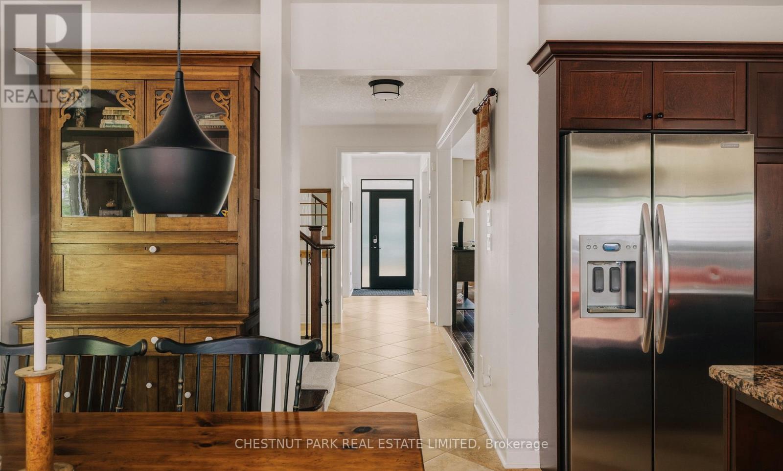 8 CYRIL RICHARDSON COURT - Image 4