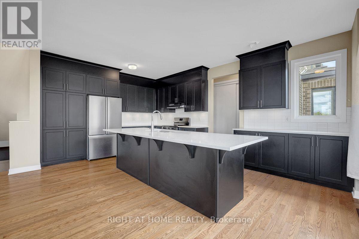 218 CONSERVANCY DRIVE - 11