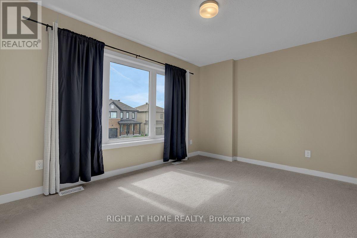 218 CONSERVANCY DRIVE - 26