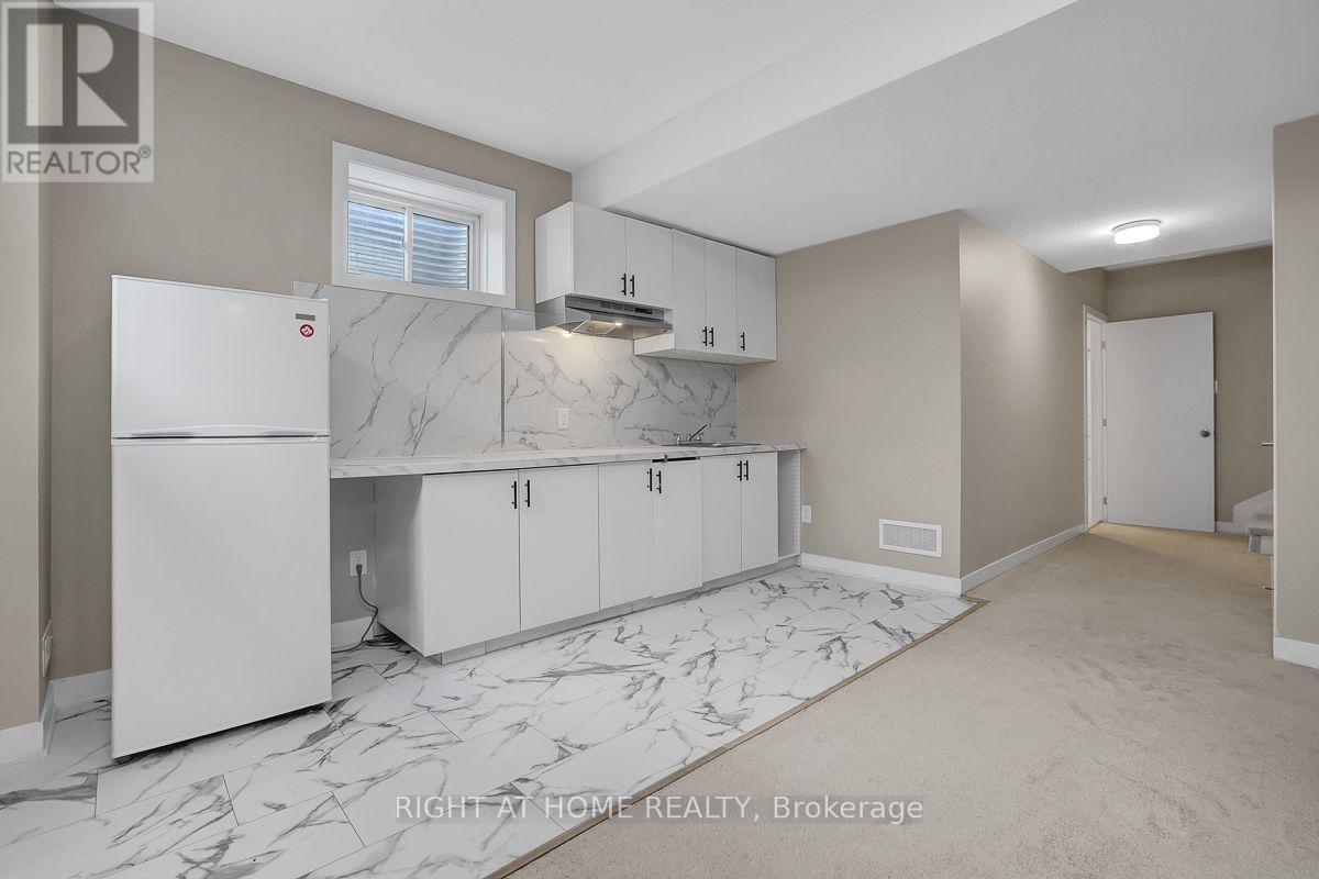 218 CONSERVANCY DRIVE - Image 41