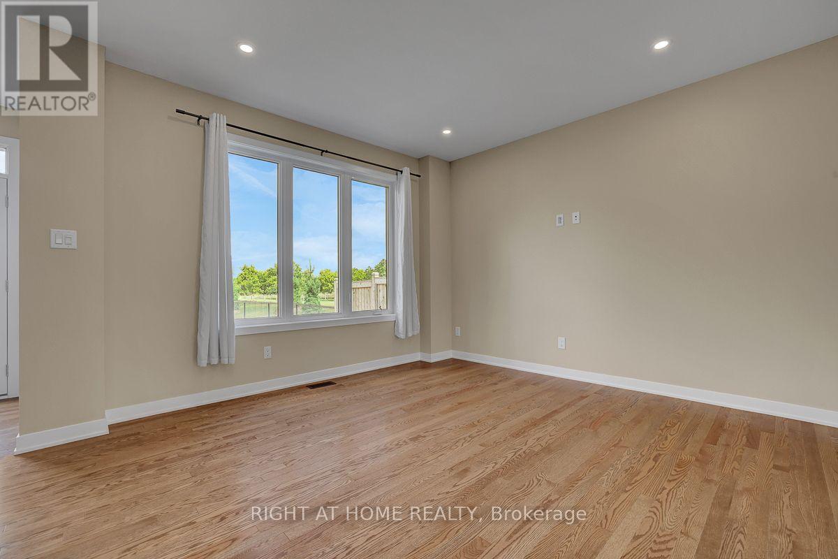 218 CONSERVANCY DRIVE - 7