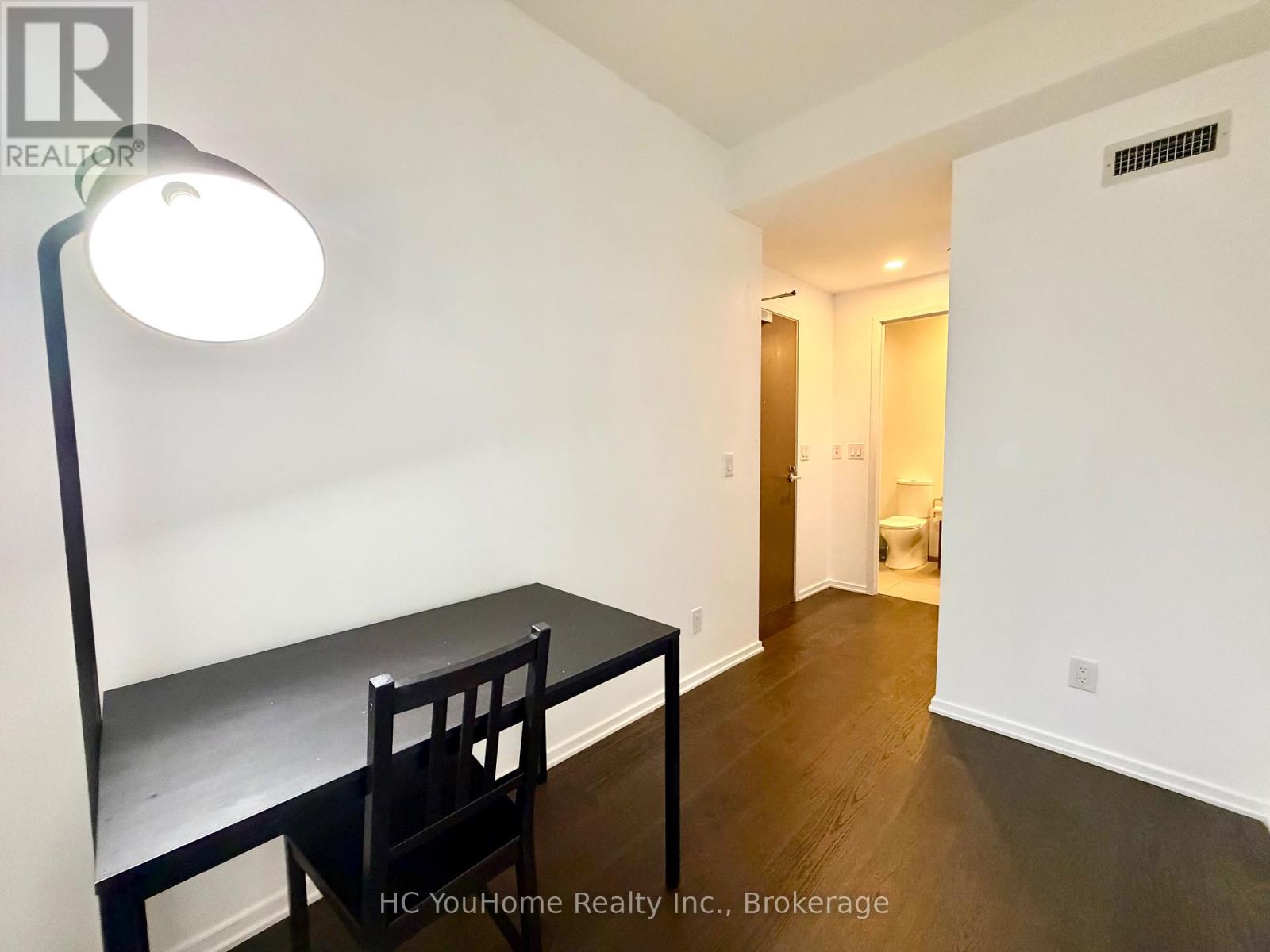 #5507 1 BLOOR STREET E - 17