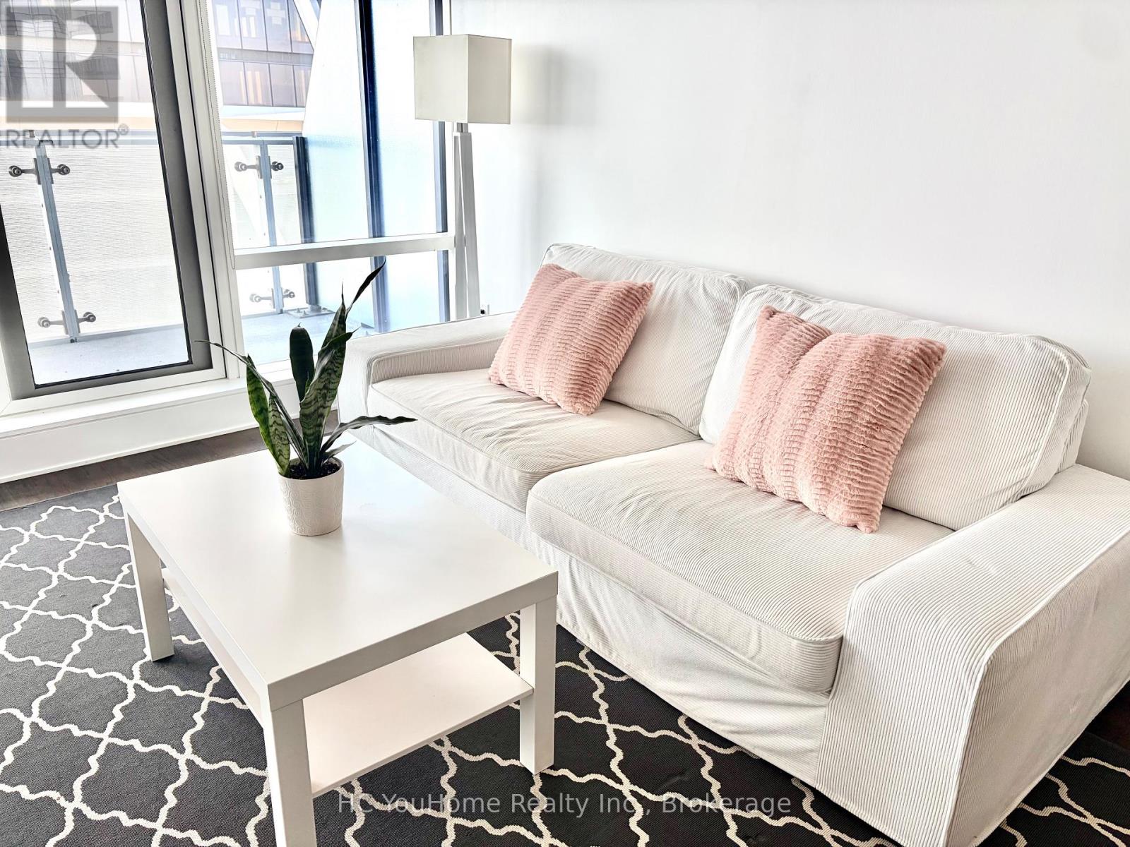 #5507 1 BLOOR STREET E - 25