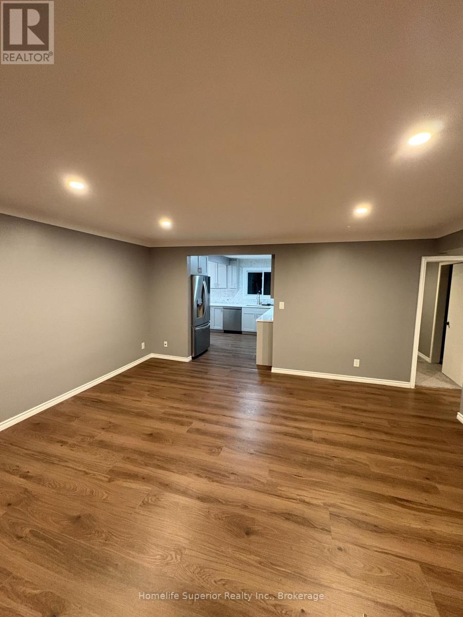 41 WHILTSHIRE DRIVE N - Image 3