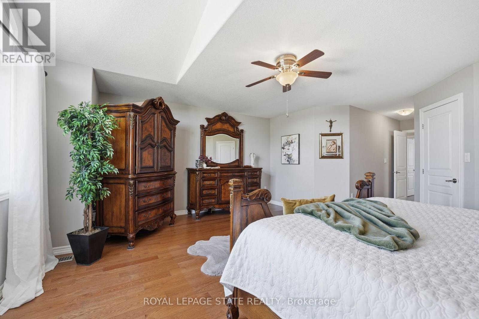 4896 ALEXANDRA AVENUE - Image 19