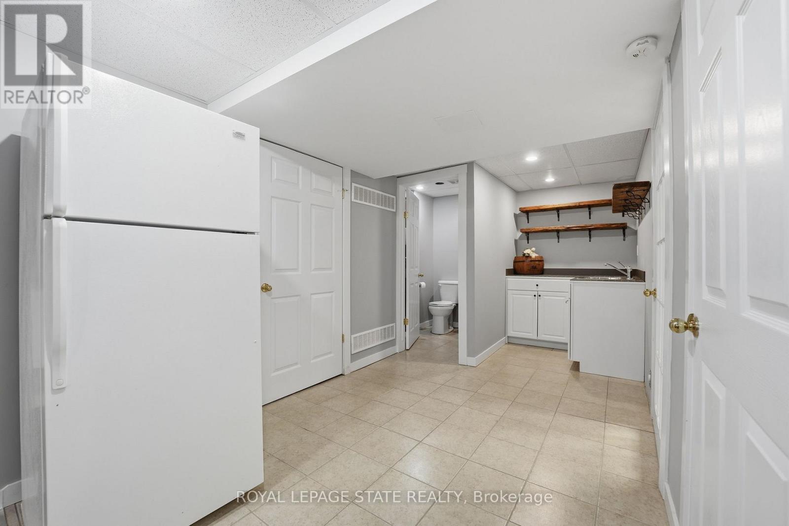 4896 ALEXANDRA AVENUE - Image 31