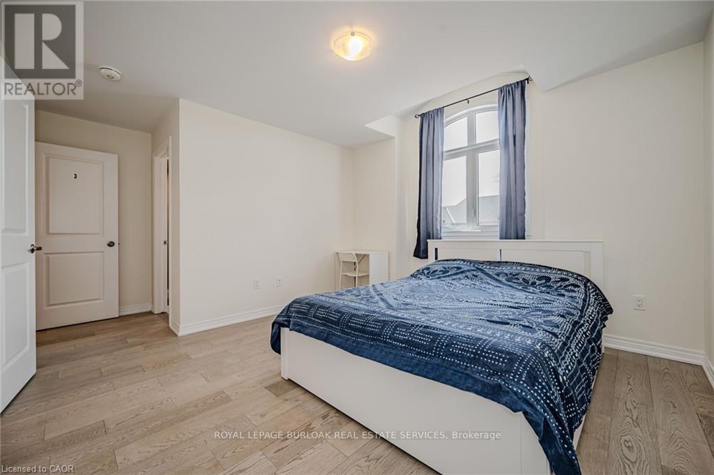 91 PINOT CRESCENT - 33