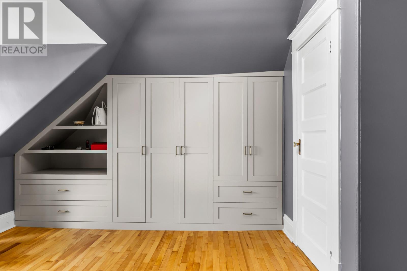 60 North River Road - Image 34