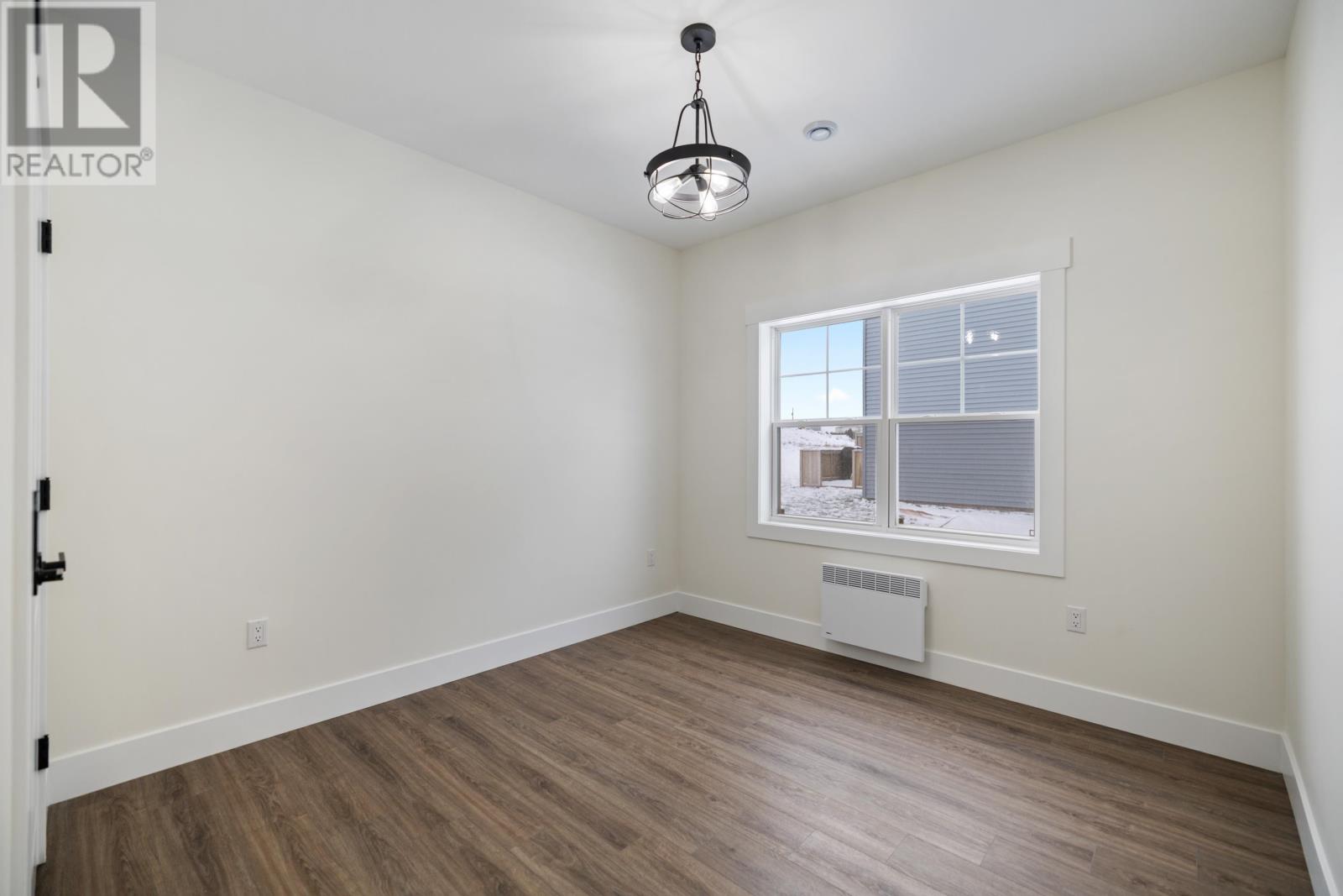 9 Worth Street - Image 32