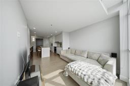 804 390 Assiniboine Avenue, Winnipeg, MB R3C0V2 Photo 9