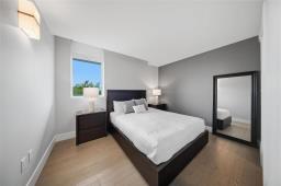 804 390 Assiniboine Avenue, Winnipeg, MB R3C0V2 Photo 10