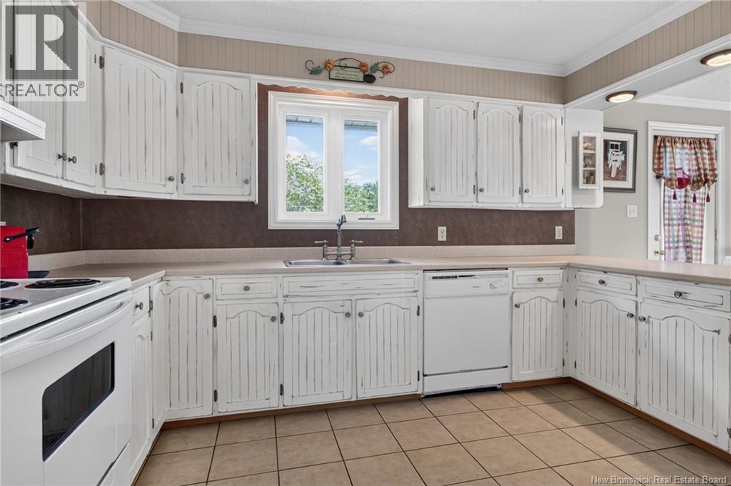 136 Du Couvent Road - Image 11