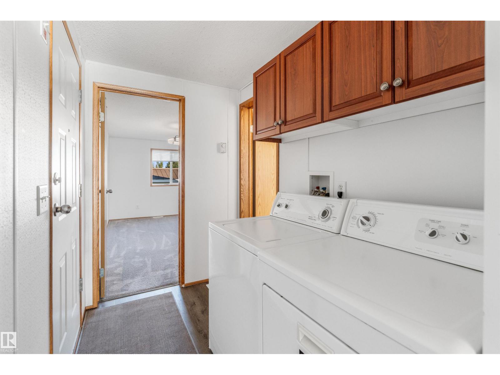 4735 50 ST - Image 19
