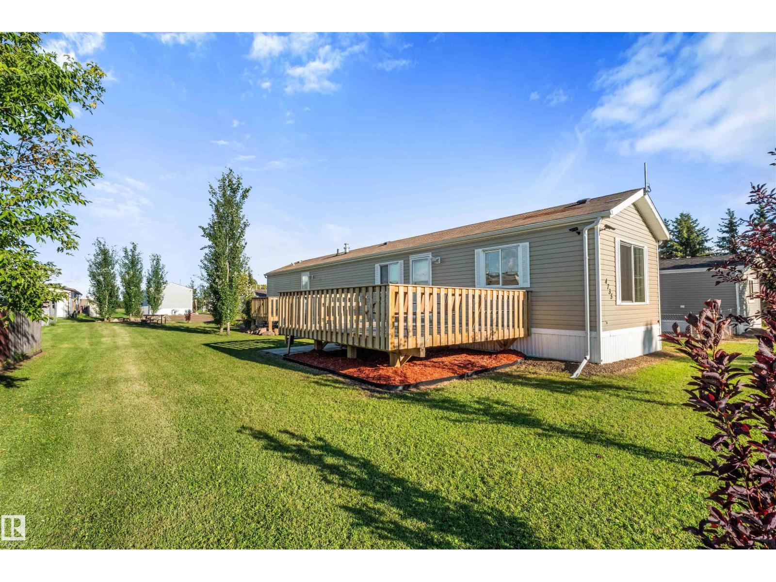 4735 50 ST - Image 30
