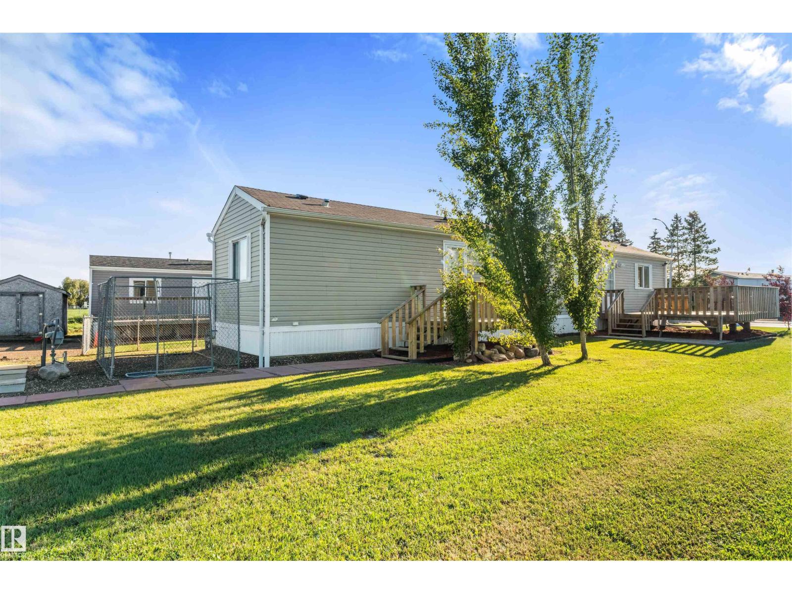 4735 50 ST - Image 31