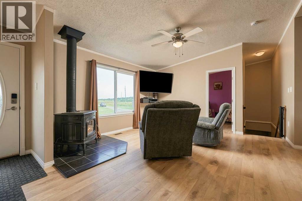 Listing photo – 413037 Range Road 6-3, Rural Clearwater County