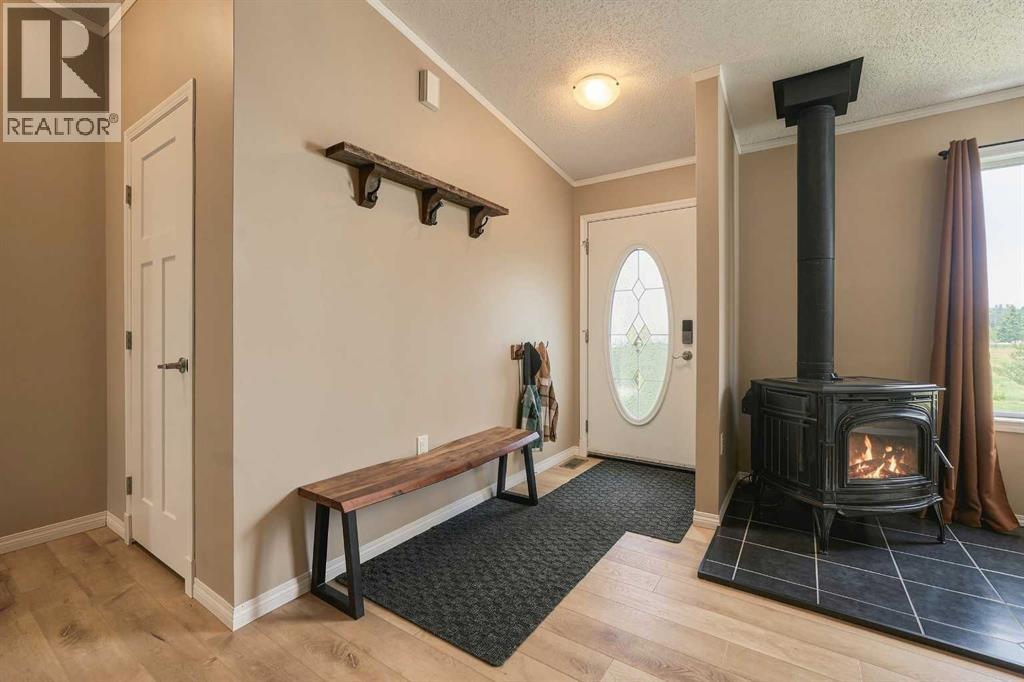 Listing photo – 413037 Range Road 6-3, Rural Clearwater County