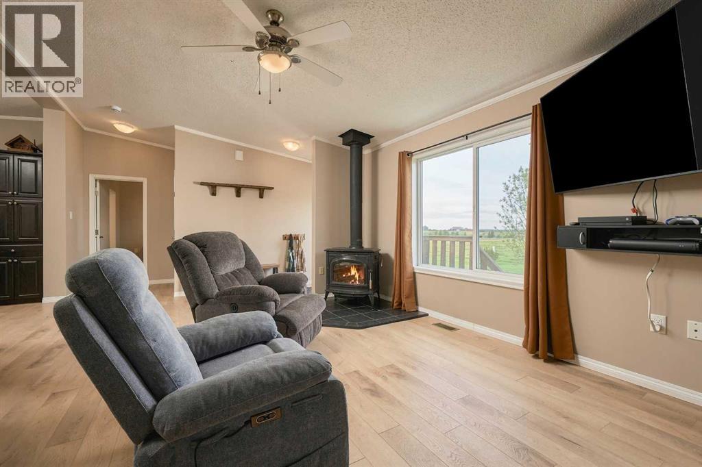 Listing photo – 413037 Range Road 6-3, Rural Clearwater County