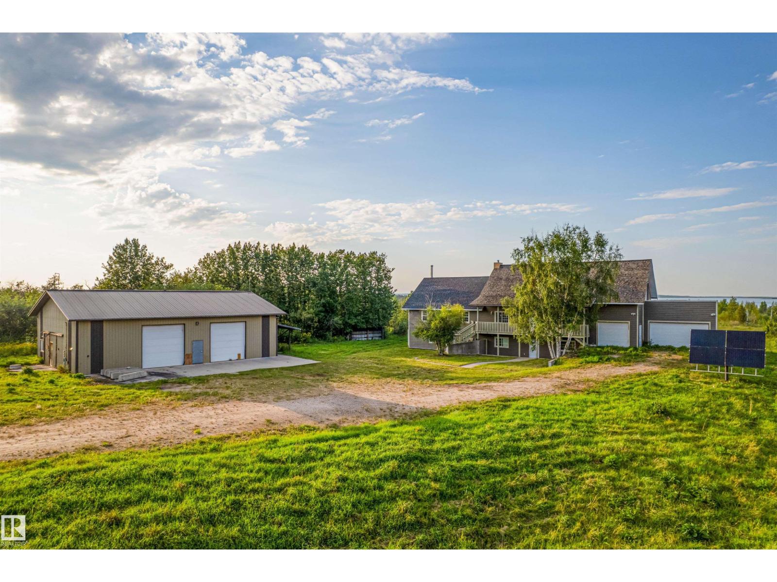 45116 Township 593a RD - 2