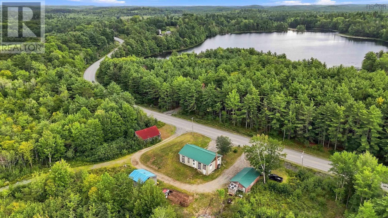9490 Highway 8 - Image 22