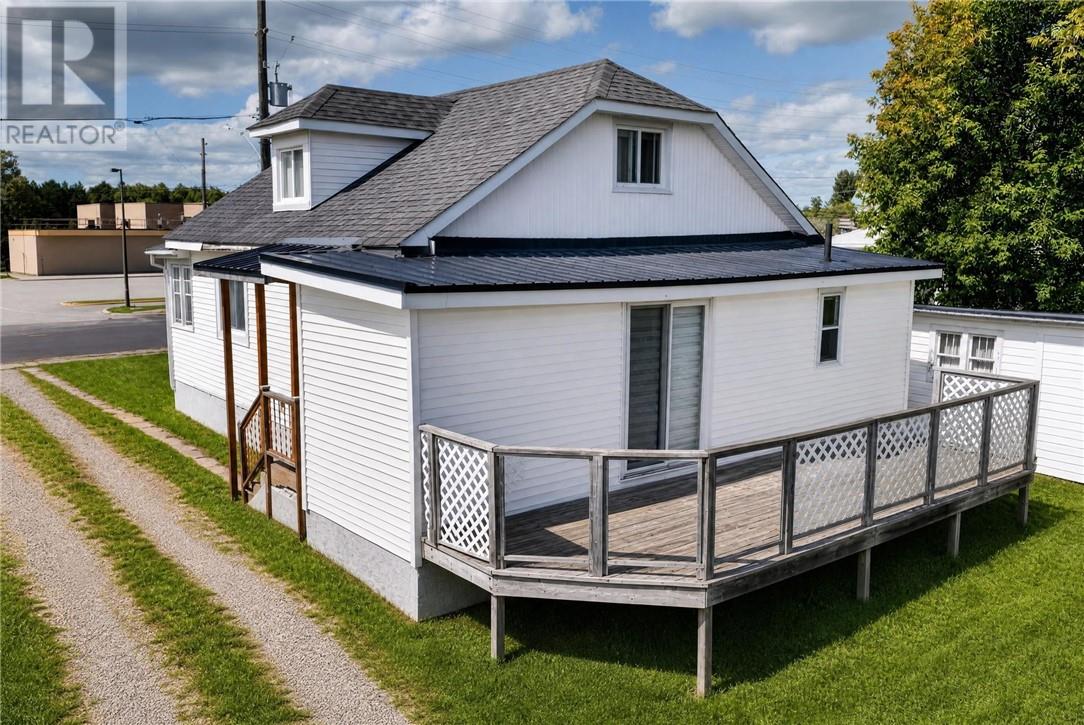 3621 Errington Street - Image 9