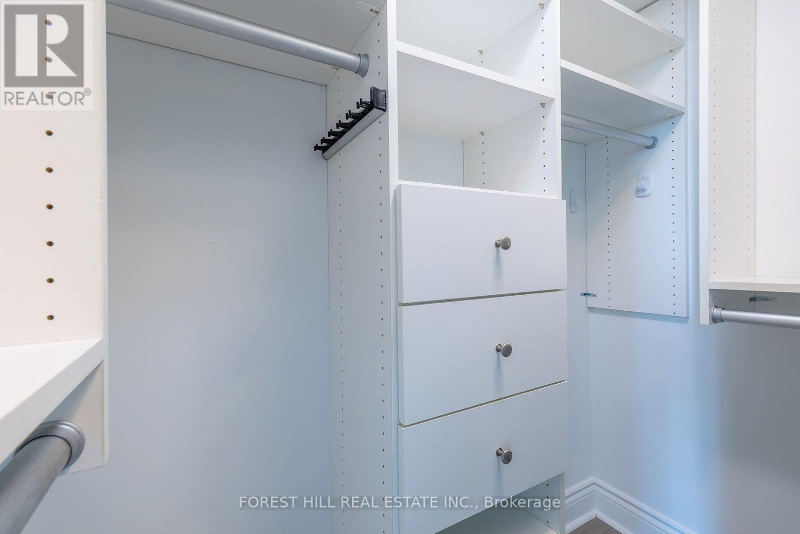 #1811 24 WELLESLEY STREET W - 17