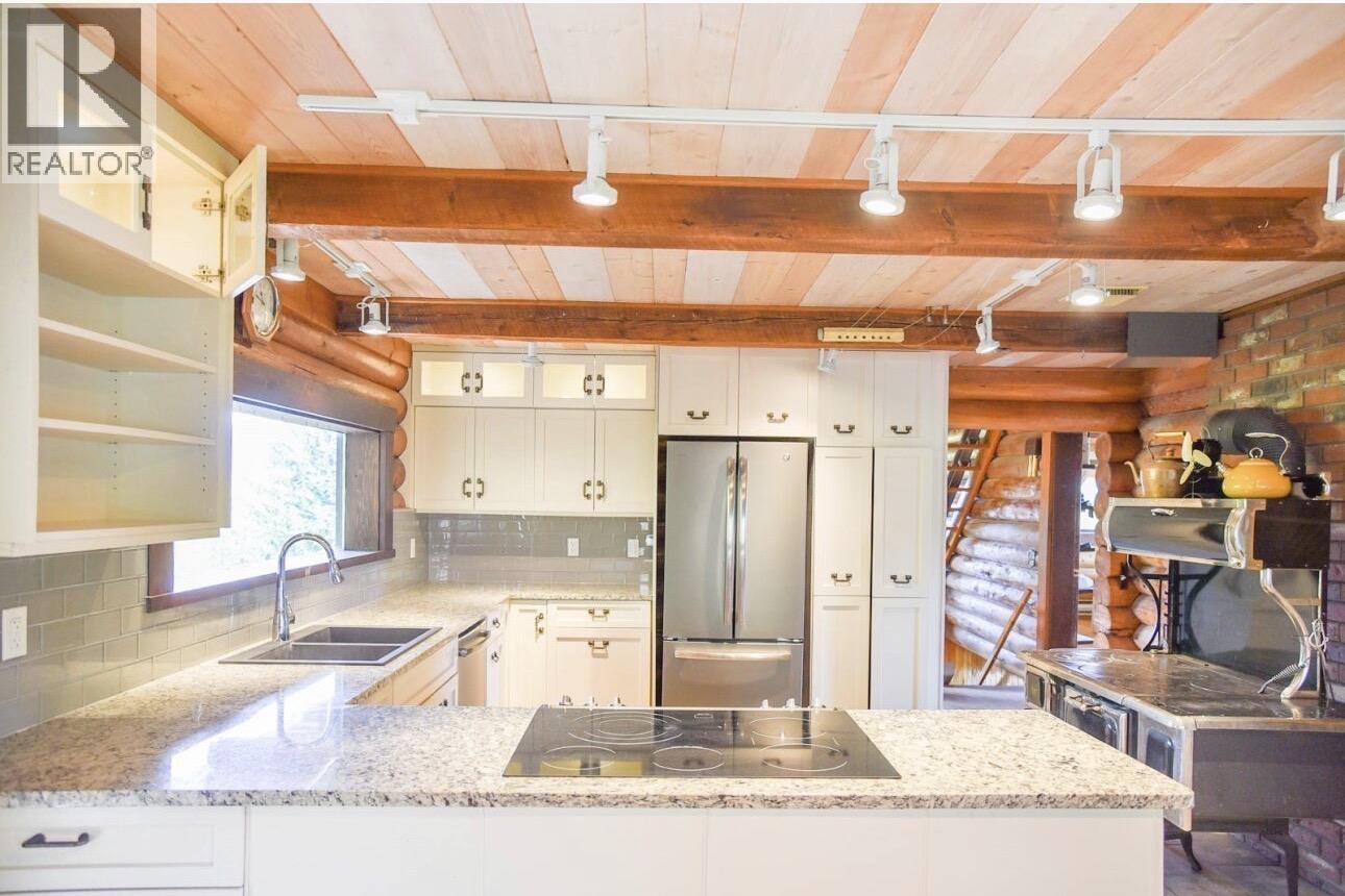 2670 THORNHILL STREET - Image 3