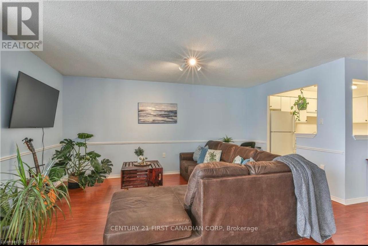 #1703 323 Colborne Street, London East (East A), Ontario, N6B3N8, London East (East A), Ontario — photo 4 of 5
