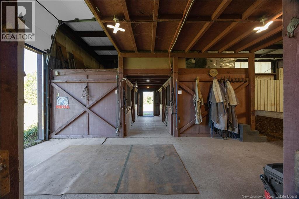85 South Canaan Road - Image 43