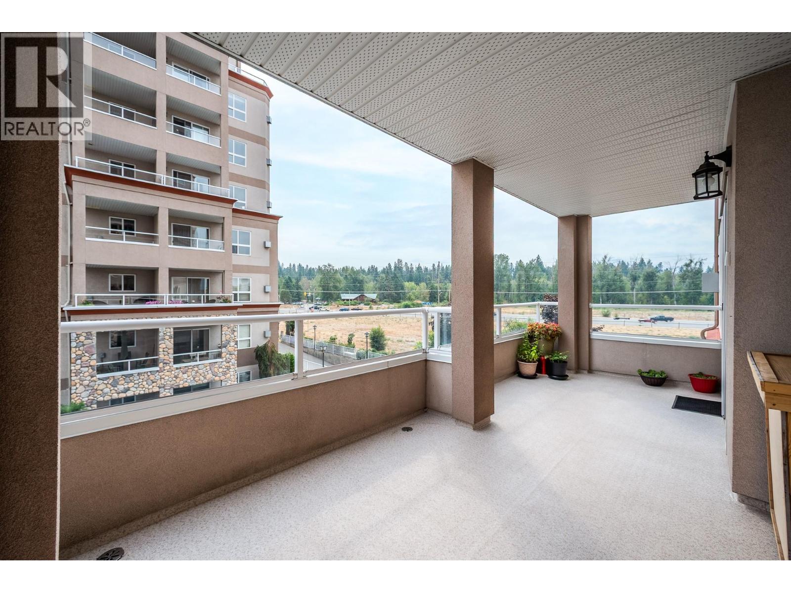 #306 1967 UNDERHILL Street - Image 20