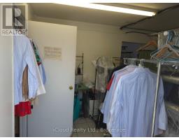 2207 Gerrard Street E, Toronto, ON M4E2C8 Photo 9