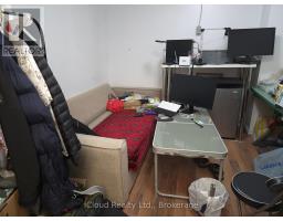 2207 Gerrard Street E, Toronto, ON M4E2C8 Photo 10