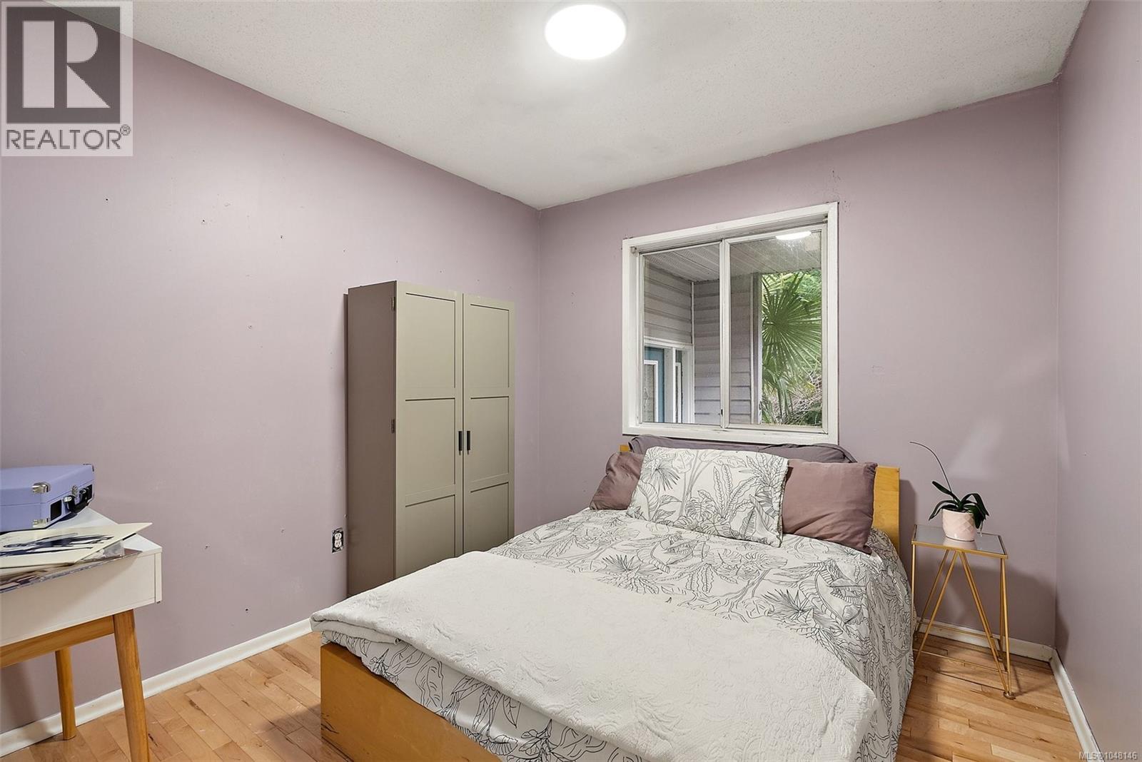9146 West Saanich Rd - Image 20