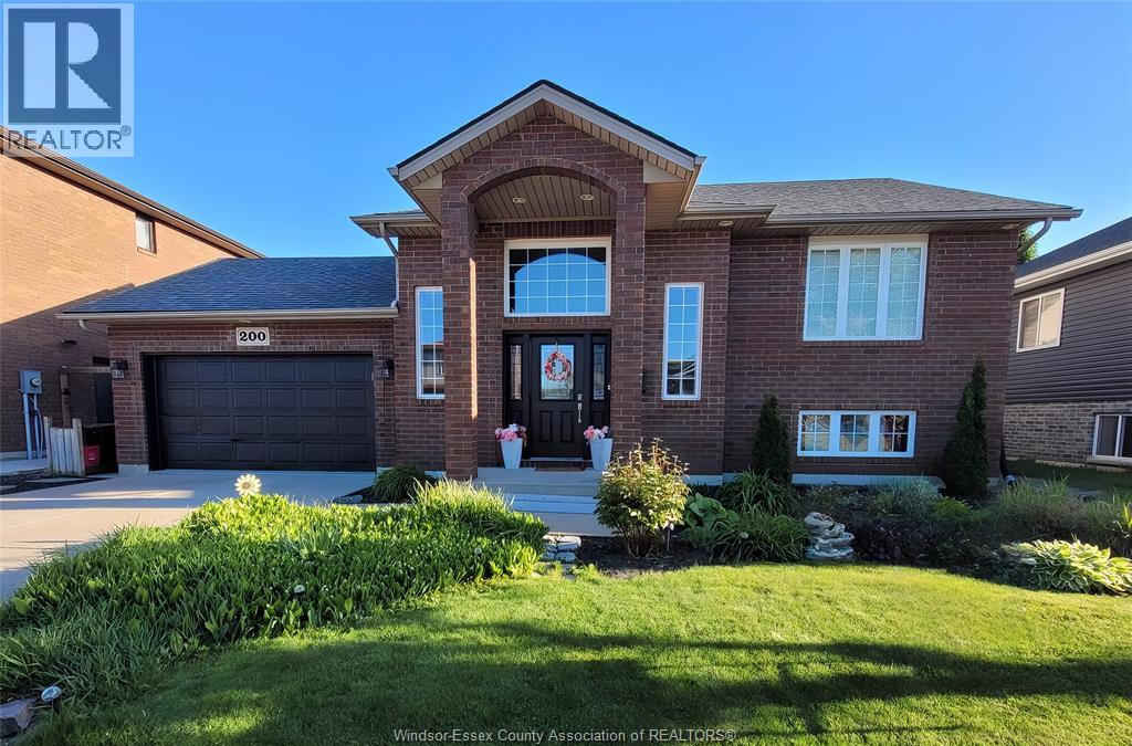 200 RIVERVIEW AVENUE - 1