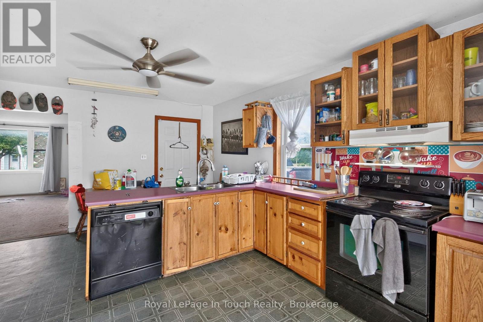 465 WILLIAM STREET - Image 10