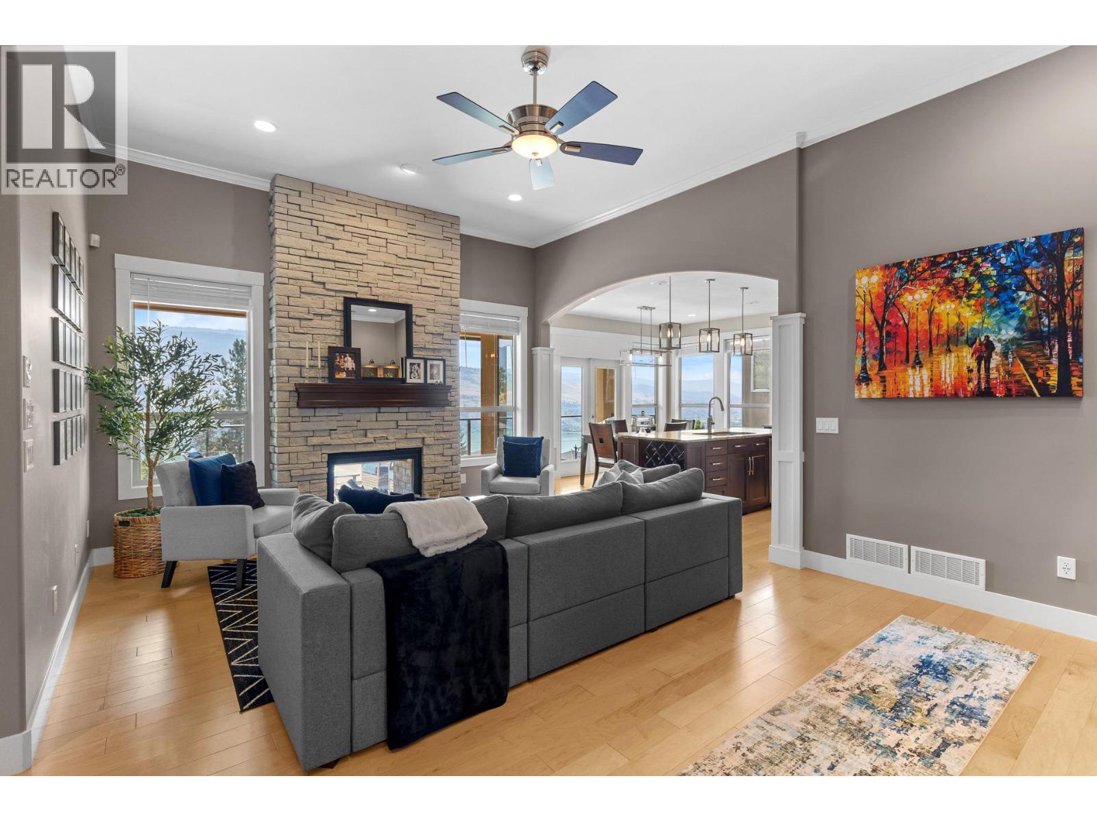  12686 Cliffshore Drive, Lake Country