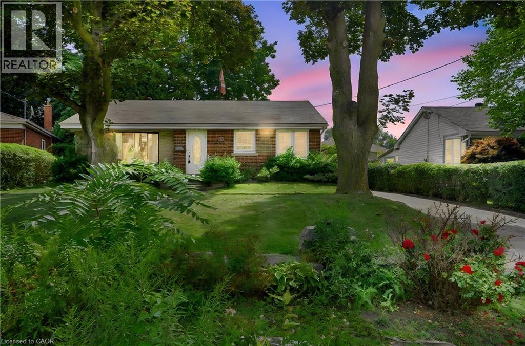 1046 SHEPHERDS Drive - 2