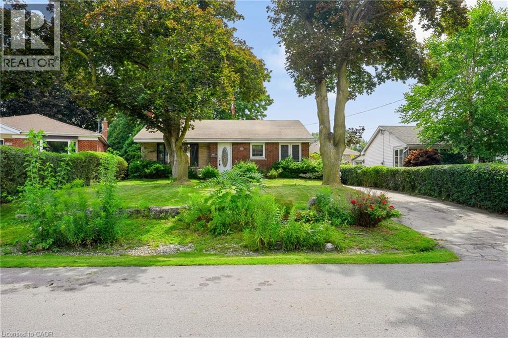 1046 SHEPHERDS Drive - 35