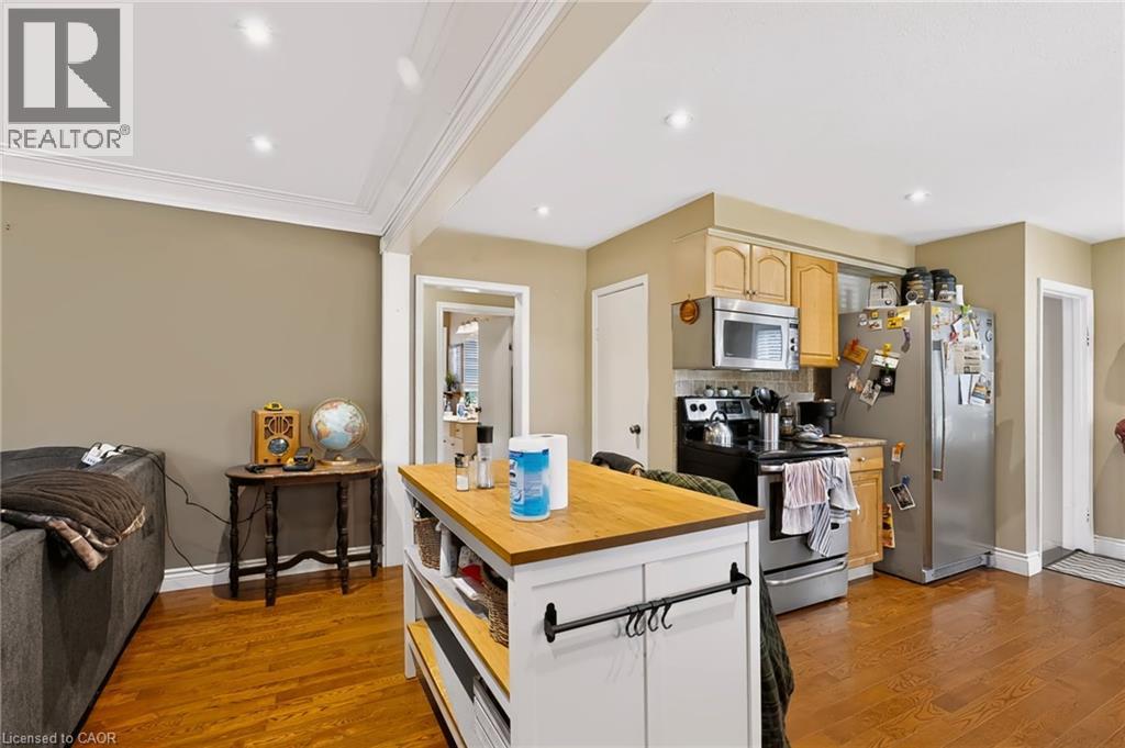 1046 SHEPHERDS Drive - 7