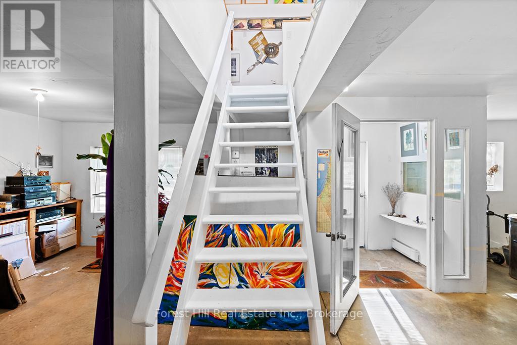 15 HILL STREET - Image 35